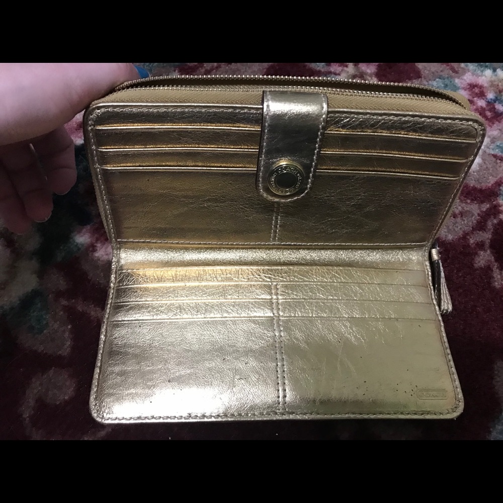 COACH wallet - Picture 3 of 4